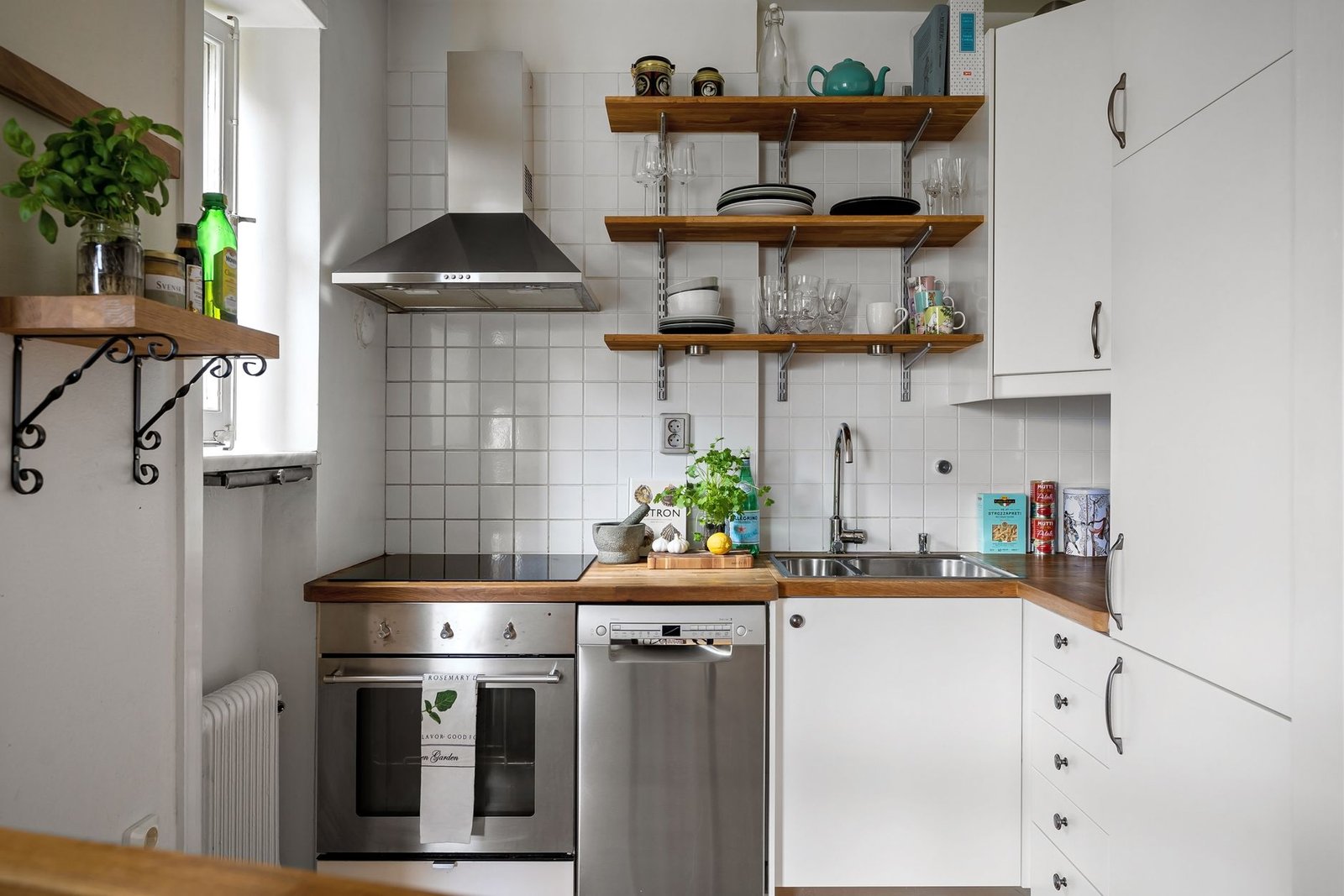 Best Kitchen Cart for Small Kitchens: How to Choose the Right One